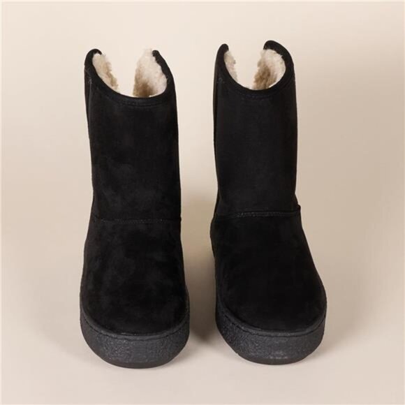 Amazon Essentials Women's Shearling Boot - Picture 5 of 8